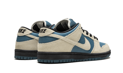 Dunk SB Low Light Cream Thunderstorm