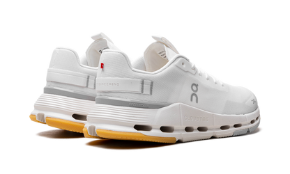 Cloudnova Form 2 WMNS "White Ivory"