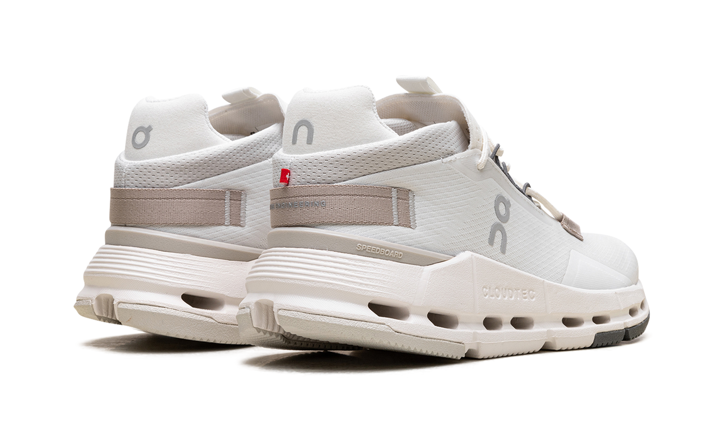 Cloudnova 2 WMNS "Ice Sand"