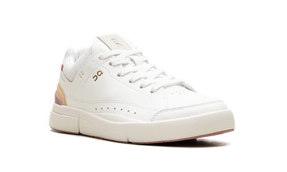 The Roger Centre Court WMNS "White"