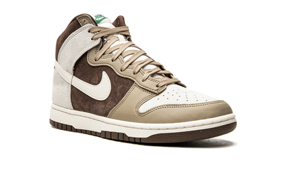 Dunk High Light Chocolate