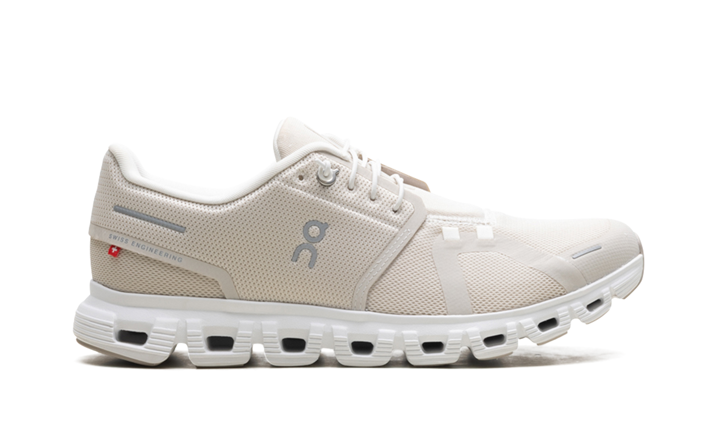 Cloud 6 WMNS "Pearl White"