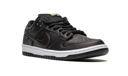 SB Dunk Low Civilist