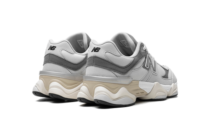 9060 Rain Cloud Grey