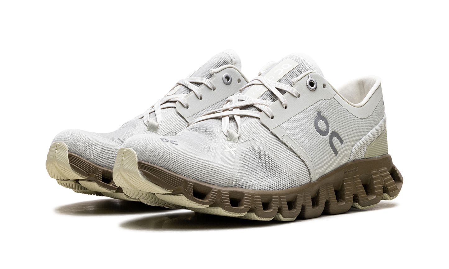 On Cloud X 3 WMNS "Aloe/Hunter"
