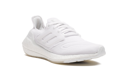 UltraBoost 22 Triple White