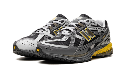 1906R "Castlerock Ginger Lemon"