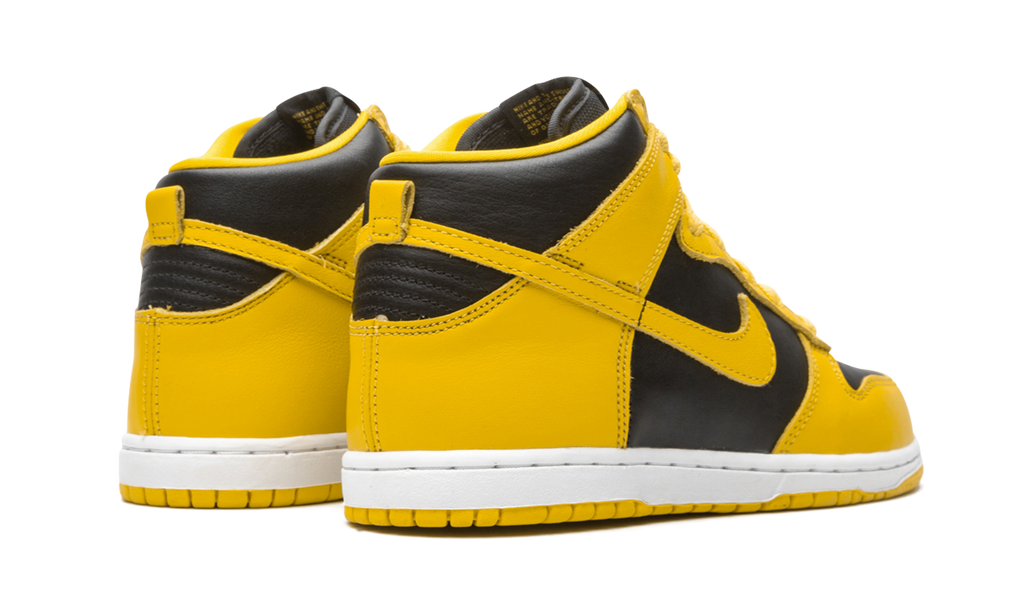 Dunk High Varsity Maize