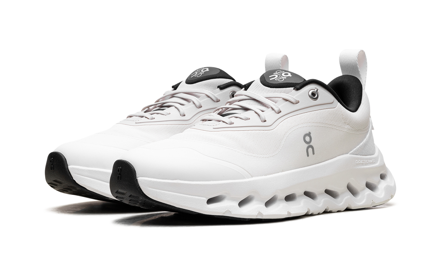 Cloudtilt 2 "LOEWE Sand White"