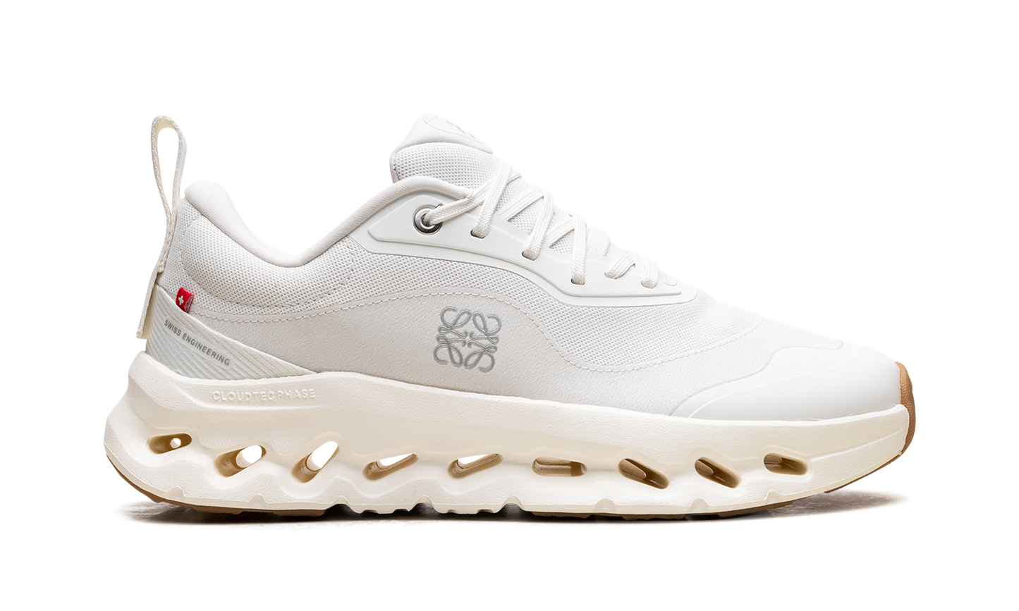 Cloudtilt 2 WMNS "LOEWE All White"