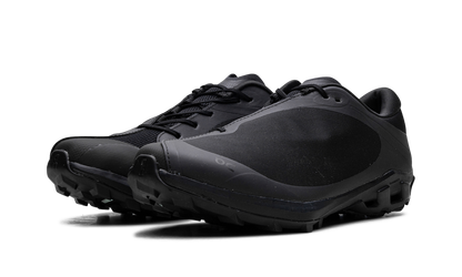 Cloudventure Peak WMNS "Post Archive Faction - Black Magnet"