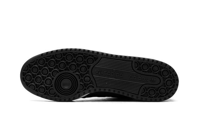Forum Low Core Black
