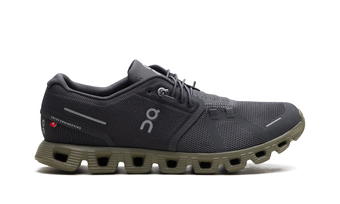 On Cloud 5 "Eclipse Grove"