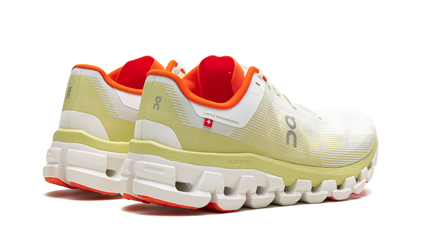 Cloudflow 4 WMNS "Hay"