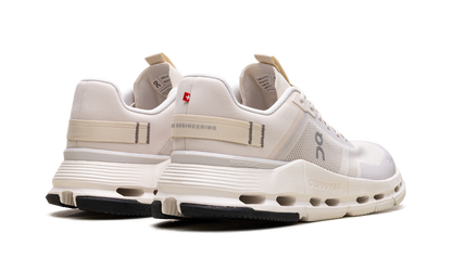 Cloudnova Form 2 TT WMNS "Cream Ivory"