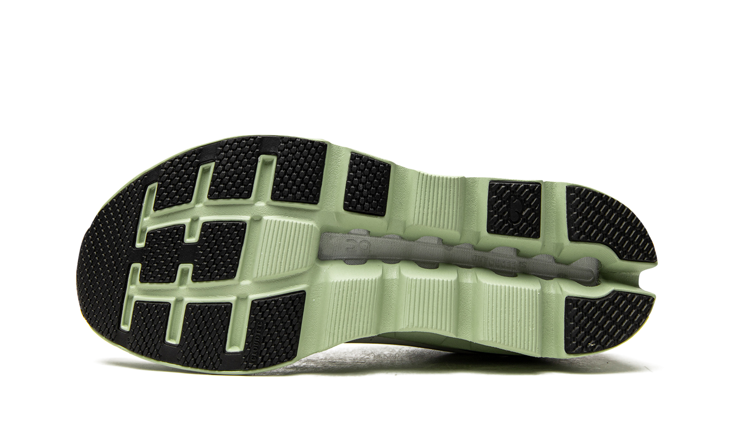 Cloudstratus "White Black Sage"