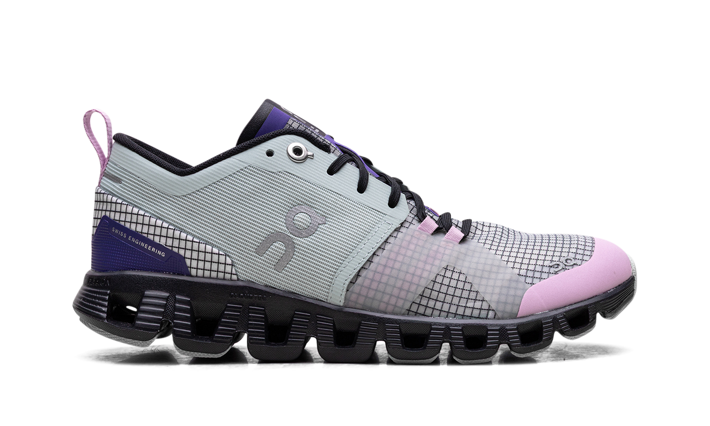 Cloud WMNS "Shift - Surf"