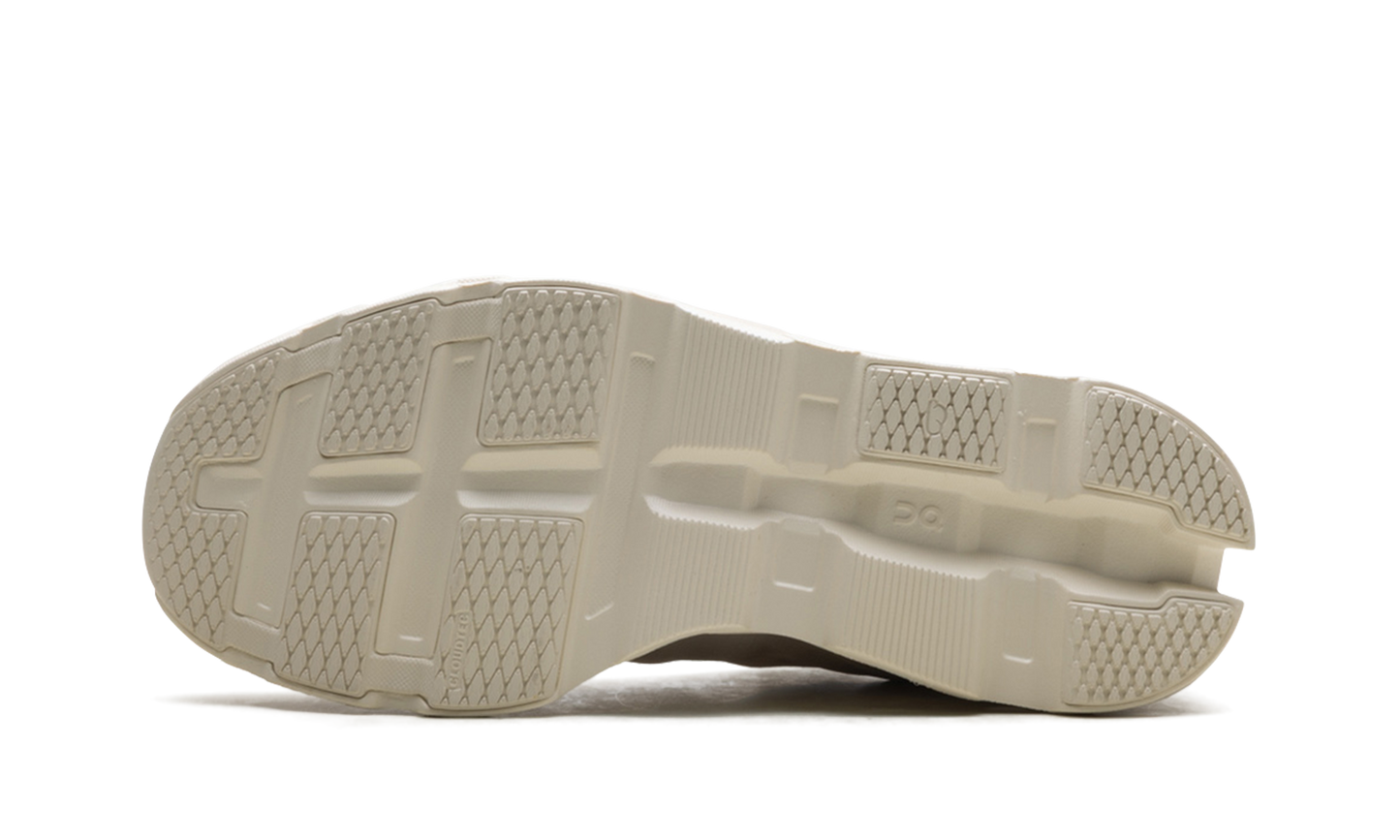 Cloudmonster 2 Invincible "Ivory/White"