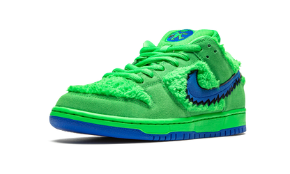SB Dunk Low Grateful Dead Bears Green