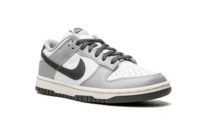 Dunk Low Light Smoke Grey