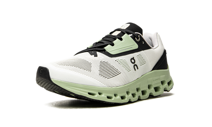 Cloudstratus "White Black Sage"