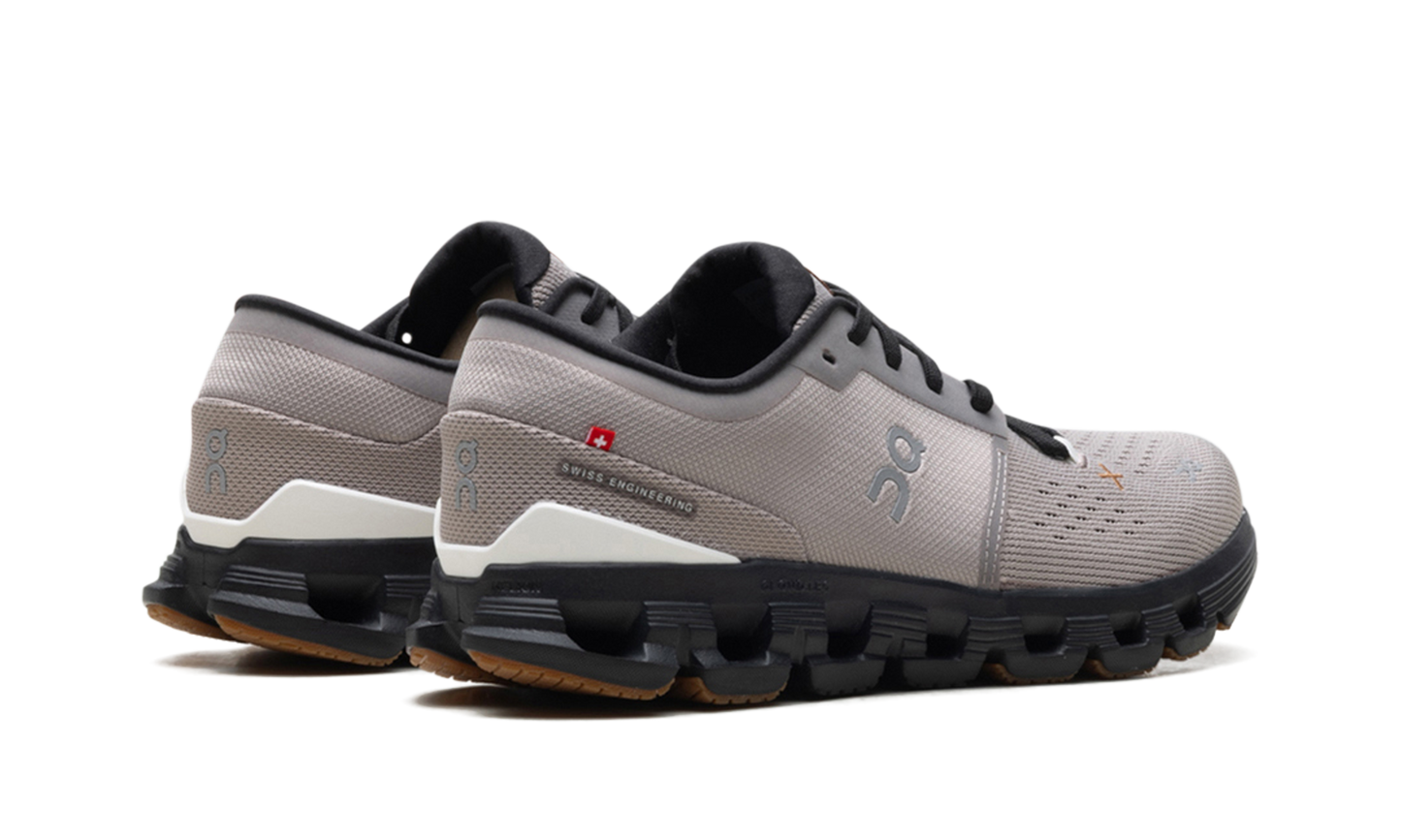 Cloud X 4 "Fog Black"