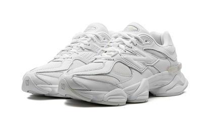 9060 Triple White