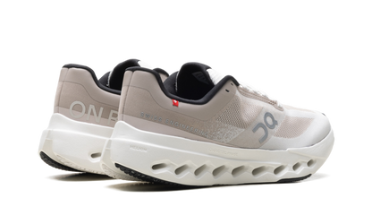 Cloudsurfer Next WMNS "Fog Ivory"