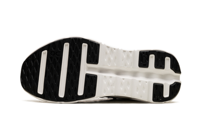 Cloudtilt Black/Ivory