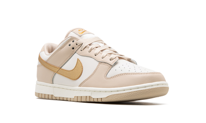 Dunk Low Phantom Metallic Gold
