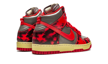 Dunk High Red Acid Wash