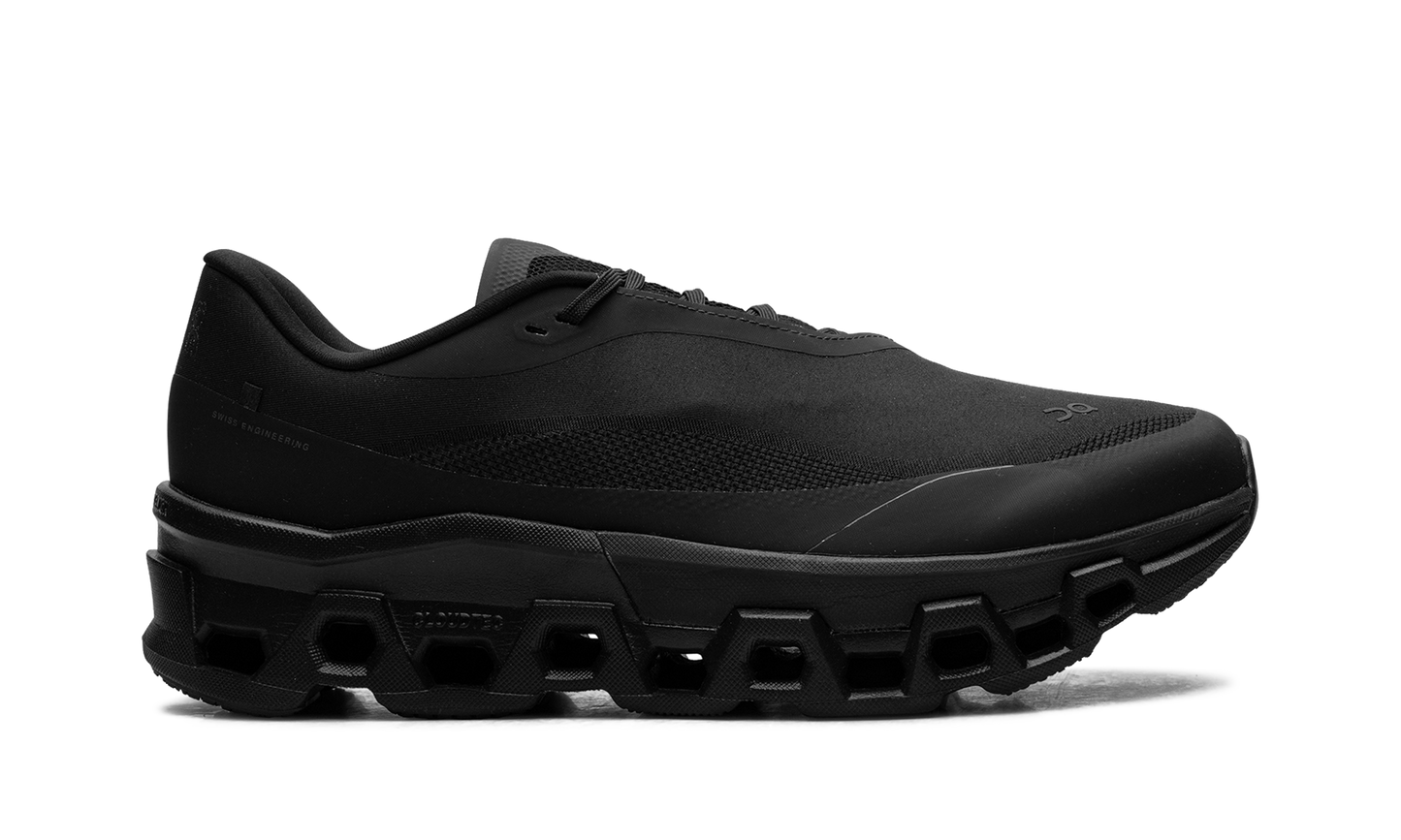 Cloudmonster "POST ARCHIVE FACTION - Black Magnet"