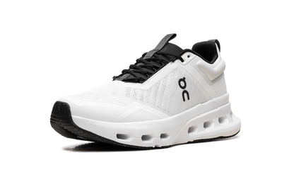 On Cloudnova X WMNS "White Black"