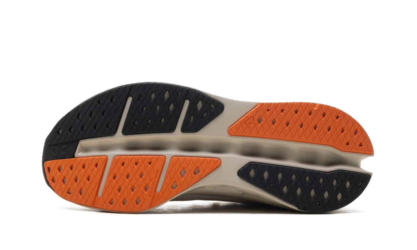 Cloudsurfer Max WMNS "Ivory / Salmon"