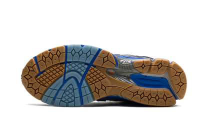 1906R "Action Bronson - Medusa Azul"