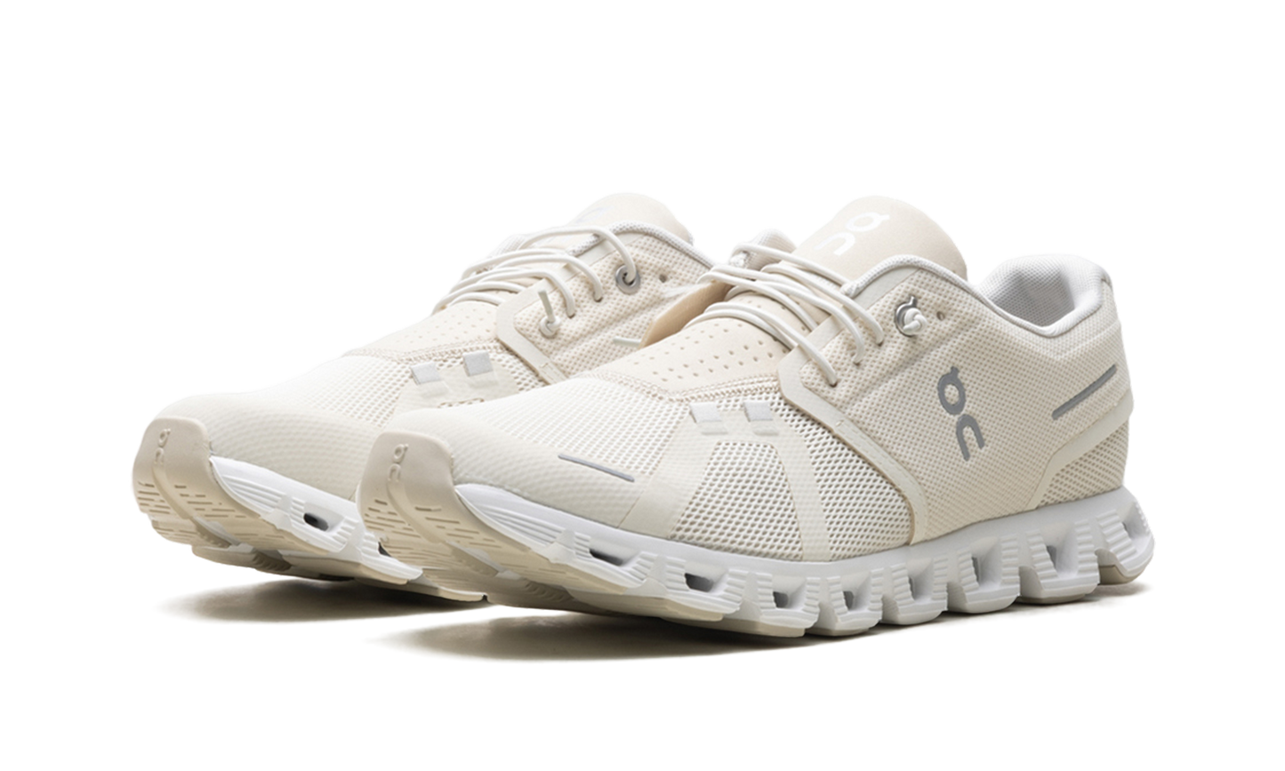 Cloud 5 "Cream Sand"