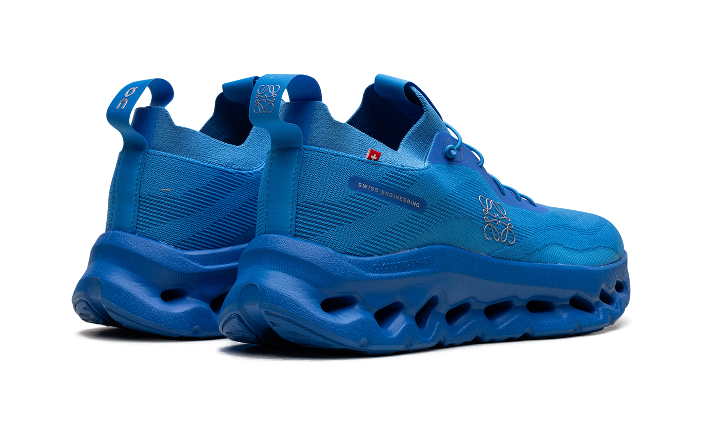 Cloudtilt "LOEWE - Blue"