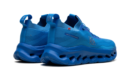 Cloudtilt "LOEWE - Blue"