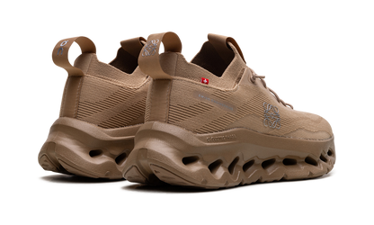 Cloudtilt WMNS "LOEWE Dark Sand"