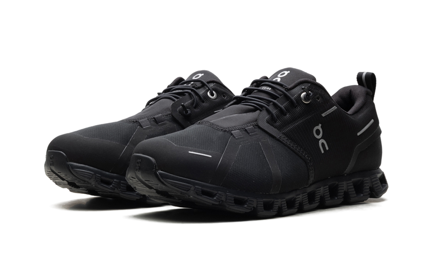 Cloud 5 Waterproof "ALL BLACK"