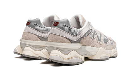 9060 Lunar Timberwolf Grey