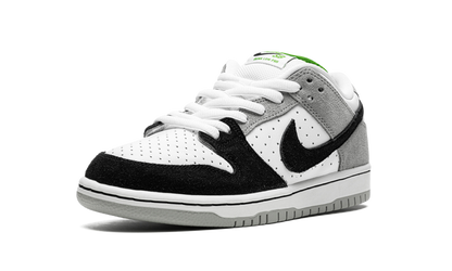 SB Dunk Low Chlorophyll