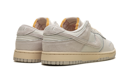Dunk Low Light Bone