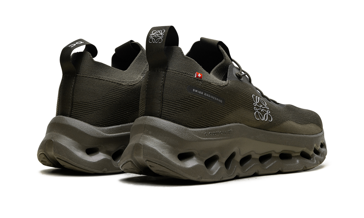 Cloudtilt "LOEWE Khaki Green"