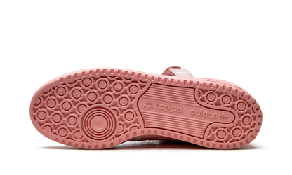 Forum 84 Low Pink at Home