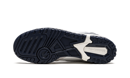 550 White Navy Blue