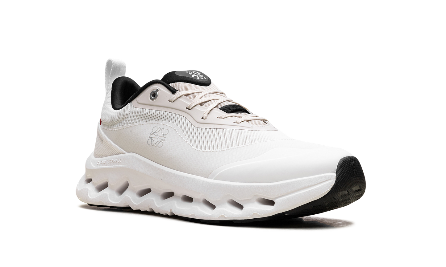 Cloudtilt 2 "LOEWE - Sand White"