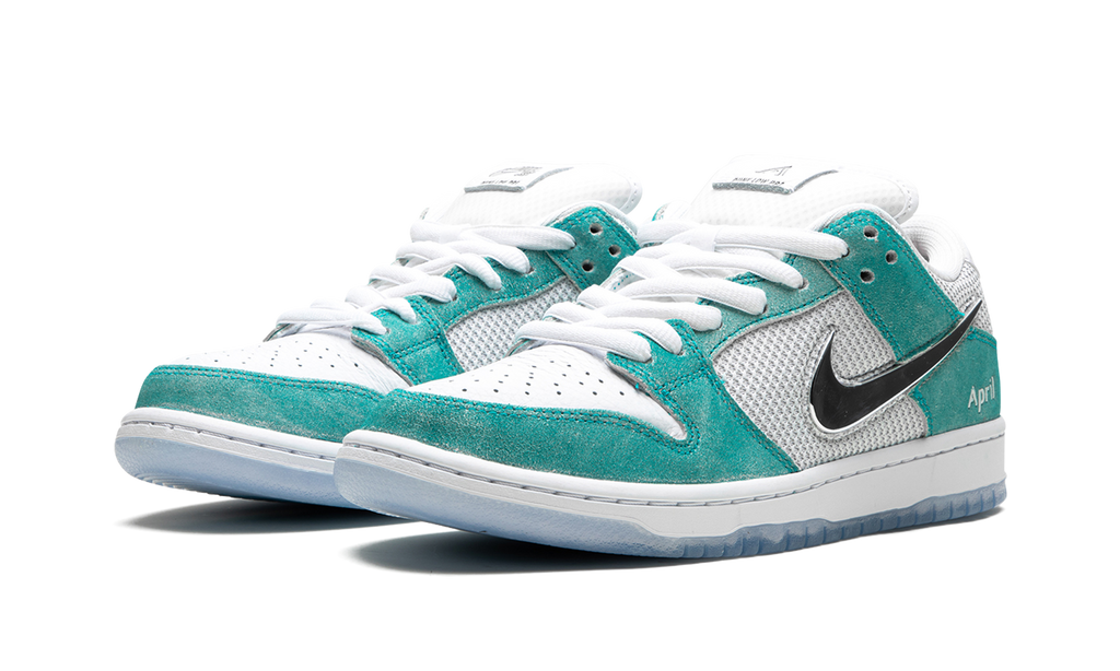 SB Dunk Low April Skateboards