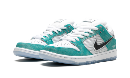 SB Dunk Low April Skateboards