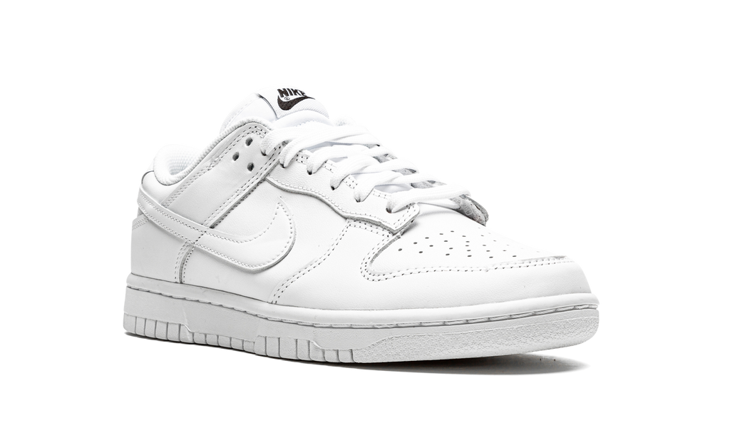 Dunk Low Triple White